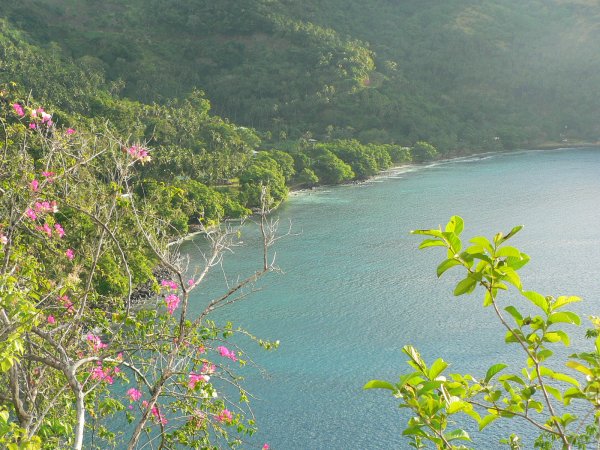 19- La baie et le village de Hapatoni 